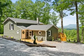 Hottub 5 acres, Great hiking,The best views around - Image 2