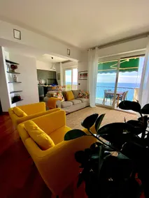 Delightful location with amazing views - Image 5