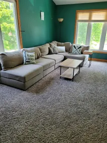 Cozy 4 bedroom cottage with a relaxing patio - Image 2