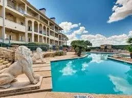 Great 1 bedroom, Pool/Gym Great Lake Travis Views - Image 5
