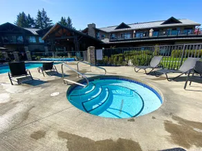Spacious Family Condo Next to Resort Hot Tub! **Discount for 3+ Nights** - Image 5