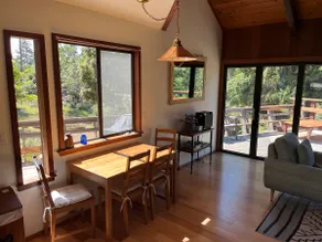 Sunny Redwood Cabin - Quintessential Mendocino! - Image 3
