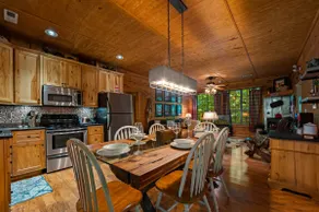 Dreamy Cabin & Outdoor Oasis! Mins to Nat'l Park! - Image 3