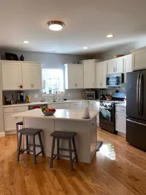Claire's Place: sleeps 8, 3 bedrooms, 2 full baths - Image 3