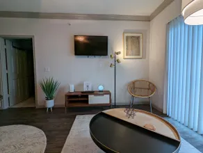 The Mid-Century Modern - Image 3