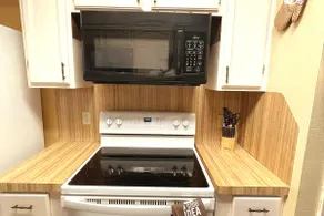 Super Cozy 4BR Home | Sleeps 10 | Katy - Image 5