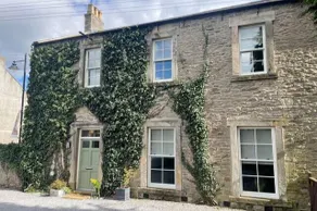 Luxe Apartment in Richmond, North Yorkshire - Image 4