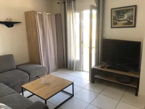 T2 apartment 30 minutes from the beach - Image 2