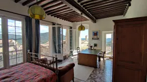 Castle apartment with pool in heart of Provence - Image 2
