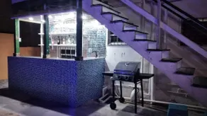 Lovely one bedroom rental unit with inground pool - Image 5