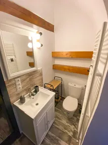 Apartment ”42.2”, accommodation in the historical center of Bistrita - Image 4