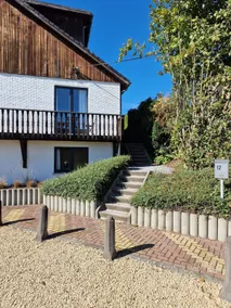 Holiday Home in Somme-Leuze with Sauna - Image 4