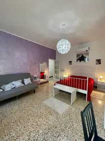 'La Casina Di Clara' - Livorno free parking!' - Image 3