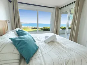 ♥1st Line 1st Floor with Pool, Garden and Beach!♥ - Image 2