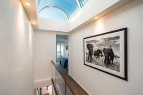 Sophisticated art deco in the heart of Toorak - Image 3