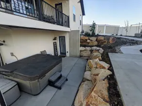 Yosemite Farmhouse Studio | Shared Hot Tub - Image 2