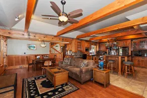 Golden Pines | Hot Tub+A/C+Dog Park+Fenced XL Yard - Image 5