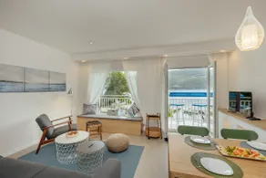 Tamaris beach apartment| Steps from the Beach - Image 2