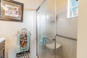 Cute 2 bedroom 2 bath House in Tarpon Springs, Dog Friendly! - Image 5