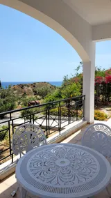 Seacrete House - Image 2