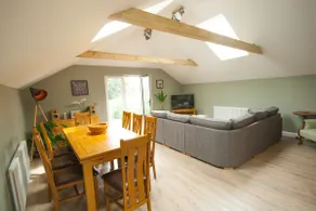 Luxury three bedroom property with hot tub - Image 4