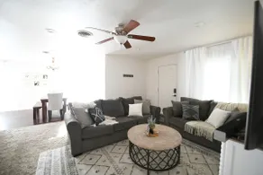 Cozy 3-bedroom home with free street parking! - Image 2