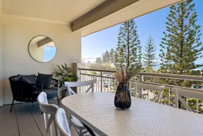 Alex Beach Front Nest - Image 4