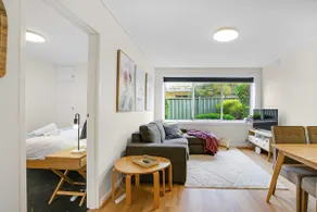 Homey 1 bdrm Thornbury Apt near restaurants+shops - Image 5