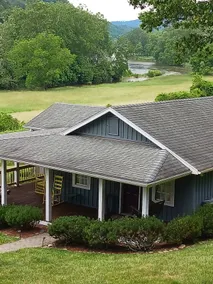Cottage overlooking the New River - Image 4