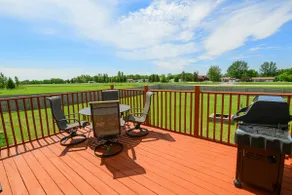 Three bedroom home on a large lot with a lake view - Image 5