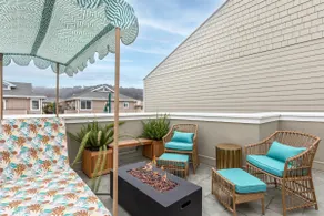 Twenty minutes to SF, one block to beach, fire pit - Image 3