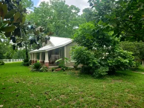 Beautiful cottage nestled in the country - Image 2
