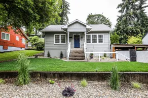 Updated Bungalow River Trails & Park near Autzen - Image 3