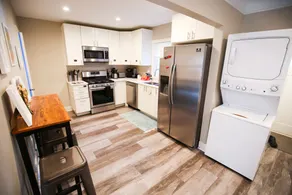 The Cozy Bungalow Home by Falls, MOA, VA, DT - Image 2