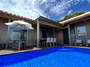 Okinawa wooden building with private pool, entire building rental, old-style house, open-air bath, Steinway 1913 & 1869 - Image 4
