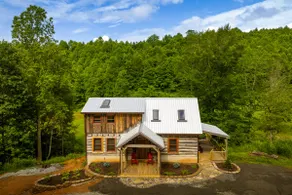 Creekside Cabin, located just minutes from Blowing Rock! - Image 3