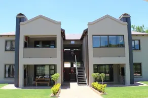 Serene Luxury retreat in Cullinan - Image 3