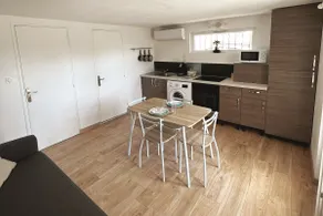 🌹 Studio 2/4 pers - Pool - Parking - Netflix 🌹 - Image 4