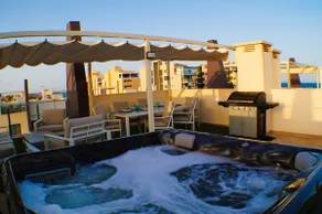 Suite with Jacuzzi and solarium, sea view. - Image 2