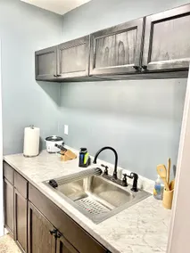 Cozy Suite in Lakewood - Image 2
