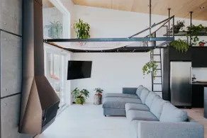 Architectural chalet overlooking the river - Image 2