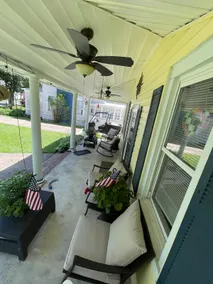 Red Roof Cottage 4BR/2BA, Pet ok, 1 block to beach - Image 3