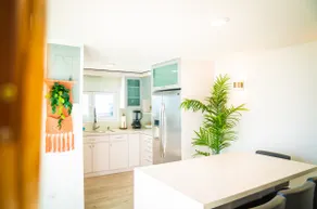 Ocean Breeze with private Pool and Beach walk - Pet Fríendly - Image 2