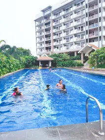 Bali-Vibe Condo 15 mins to Airport - Image 5