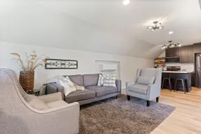 Modern Grove City Loft - Image 2