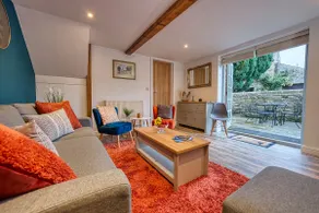 Stunning 2 Bed Cottage Walk into Bakewell Pass the Keys - Image 3