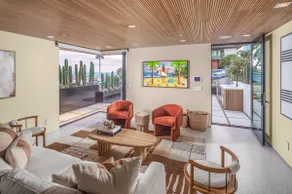 BRAND NEW LUXURY BEACHFRONT HOME @ MOONLIGHT BEACH - Image 5