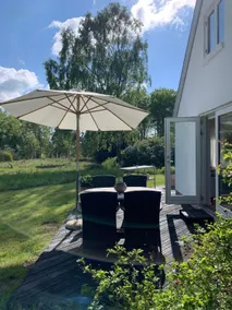 Beautiful holiday home located in the middle of the forest - Image 4