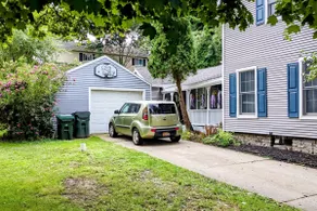 Private House, off Main Street, parking, pets - Image 5