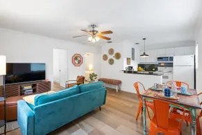 Modern Stay Condo- 2 bed 1 bath Near Riverwalk - Image 4